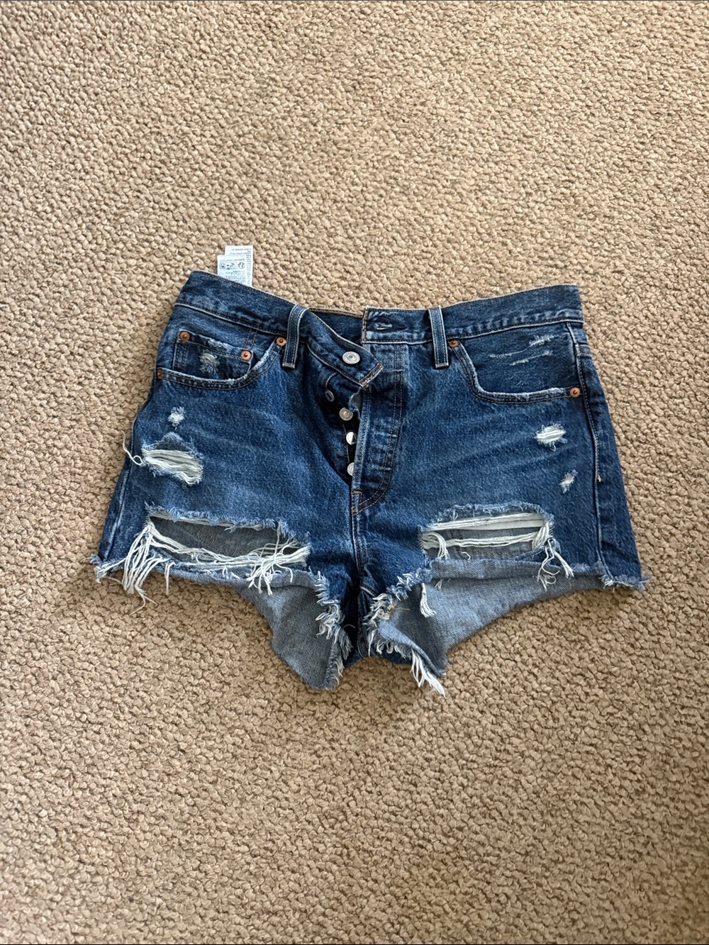 Classic Distressed High-Rise Denim Shorts - Dark Blue Levi’s size 30